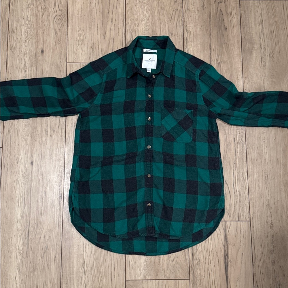 American Eagle Outfitters Boyfriend Fit Green and Black Button Down Women’s M - Picture 4 of 9